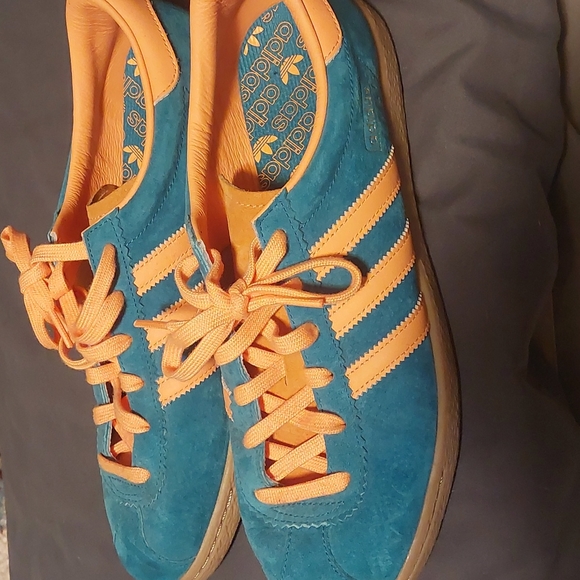 国内配送 adidas STADT PREL/NIGH/GUM ADIDAS】 アディダス STADT シュタット JR2077 ABC-MART限定